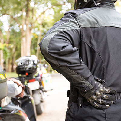 6 Tips to Avoid Pain, Cramps, And Aches While Riding Your Motorcycle